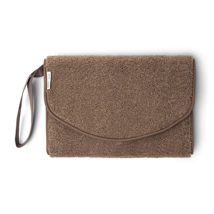 StudioNoos_20210127_1 Ausrollbare Teddy Wickel Auflage (braun) – Bild 1