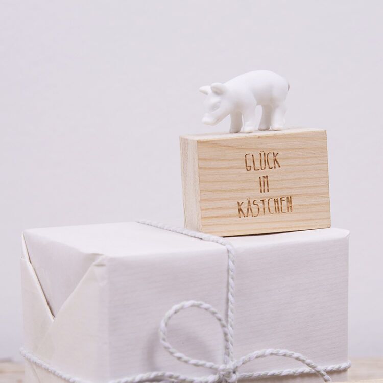 Glück im Kästchen "Glücksschwein" – Bild 1