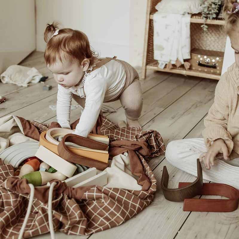 grid_brown3 2 in 1 Toy Storage Bag "Grid Brown" – Bild 1