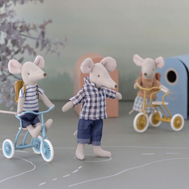 Dreiradmaus, Großer Bruder mit Tasche (H 13 cm) – Bild 1