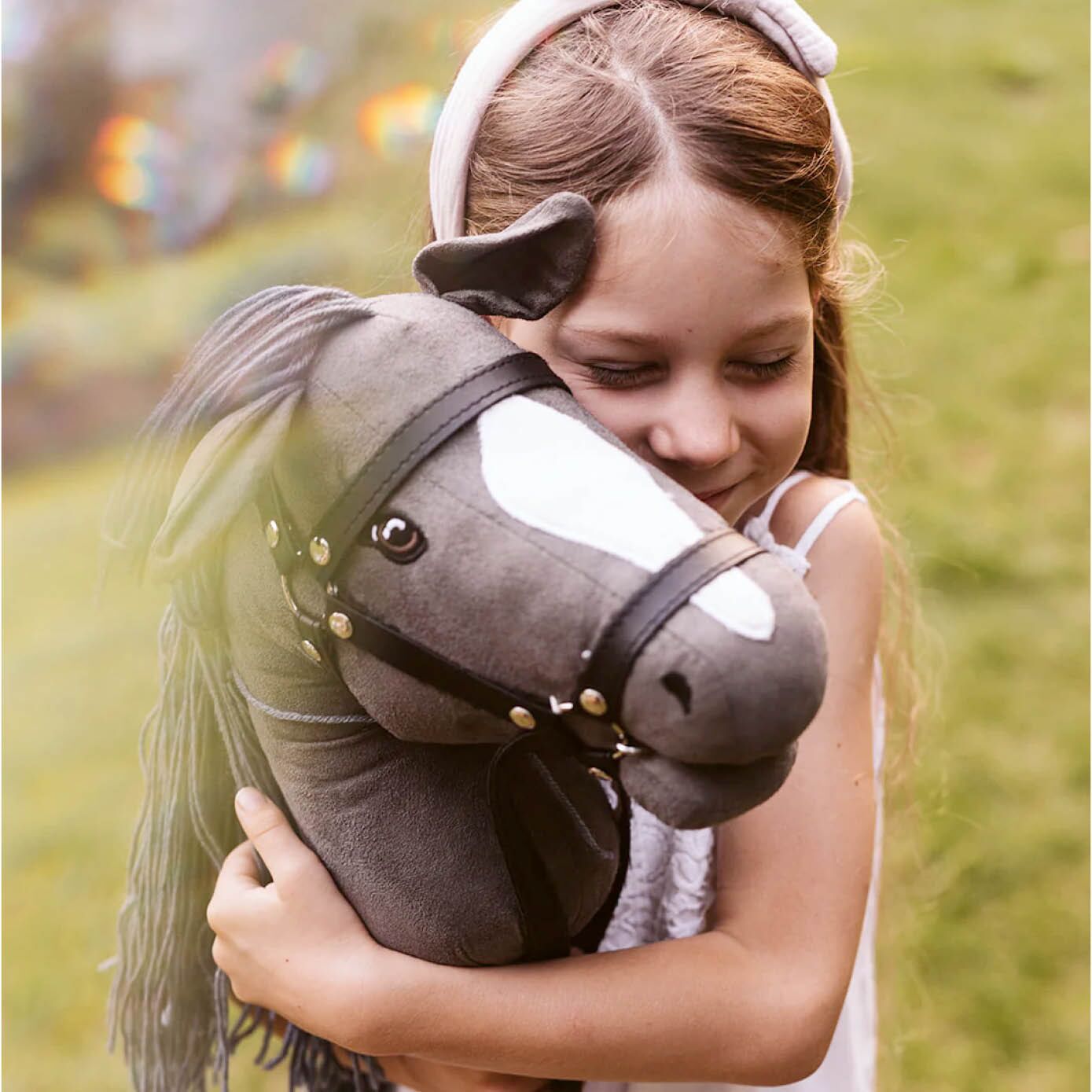 Hobby Horse mit offenem Mund (grau) – Bild 1