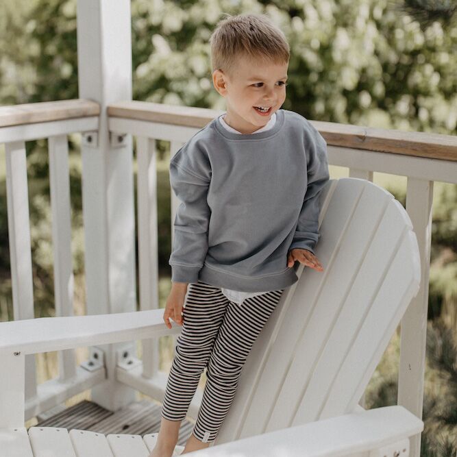 Oversized Sweatshirt "Small Blueberry" (unisex) – Bild 1