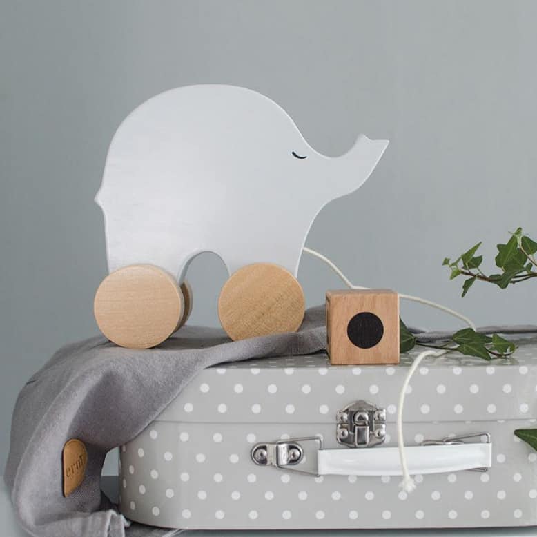 ziehelefant2 Zieh-Elefant (grau) – Bild 1