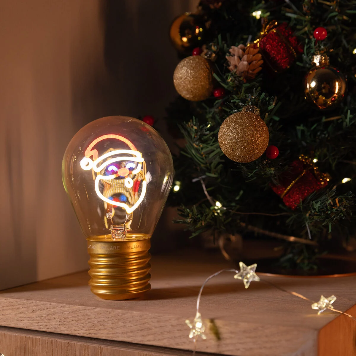 Tischlampe_Santa7 Deko Tischlampe in Glühbirnenform "Bulb Fiction" – Bild 1