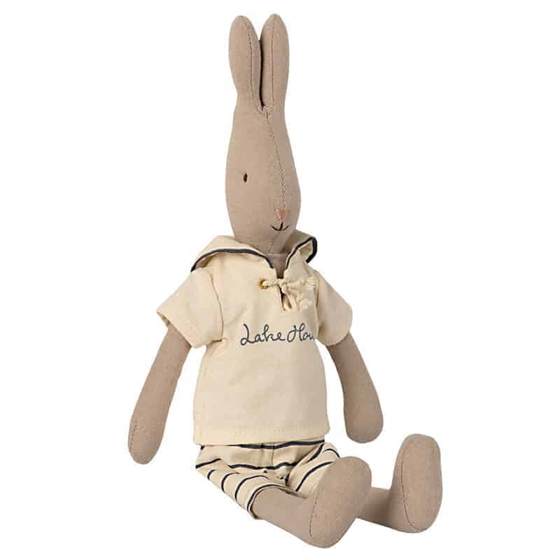 Kuschelhase im Matrosen-Outfit (H 32) – Bild 1