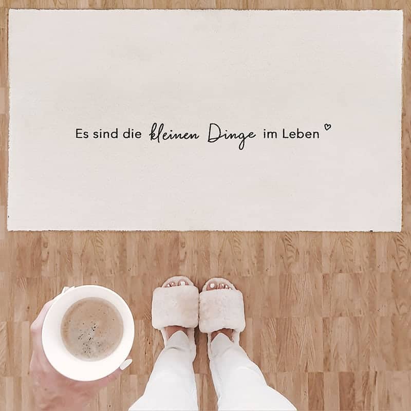 Fußmatte "Die kleinen Dinge" (waschbar) – Bild 1