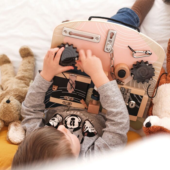 motorikbrett_schloss_rotation7 Motorik-Brett "Schlösser und Rotation" – Bild 1