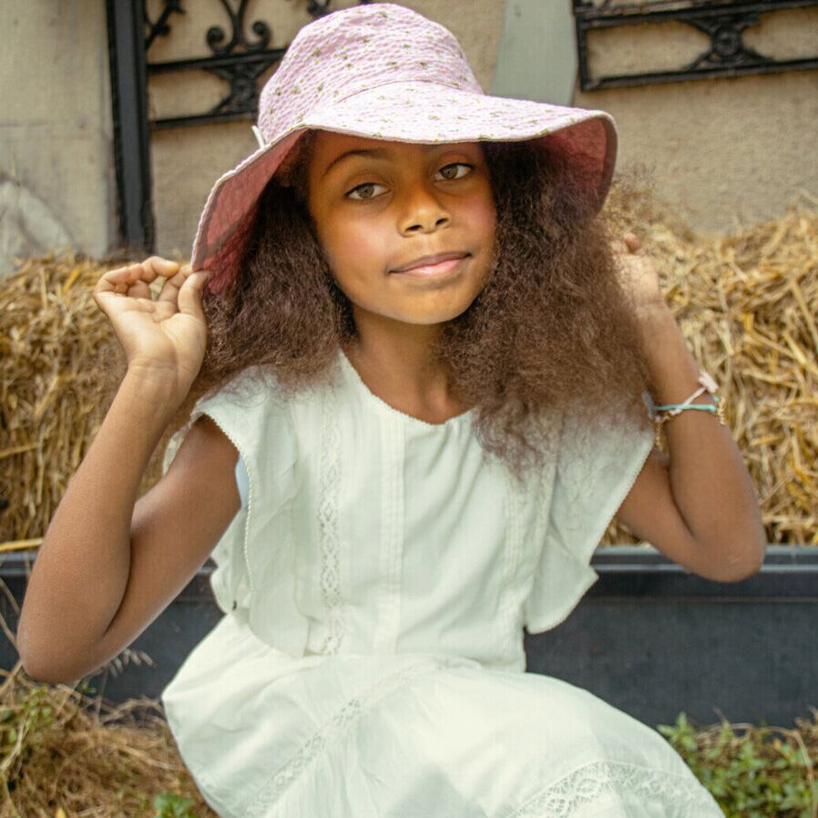 meadow_reversible_sun_hat4 Wende-Sonnenhut "Blumenwiese" – Bild 1