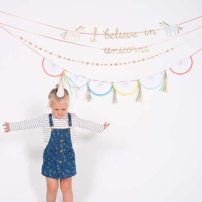 IBeliveinUnicornsGirlande3 "I Believe In Unicorns"-Girlande von Meri Meri – Bild 1
