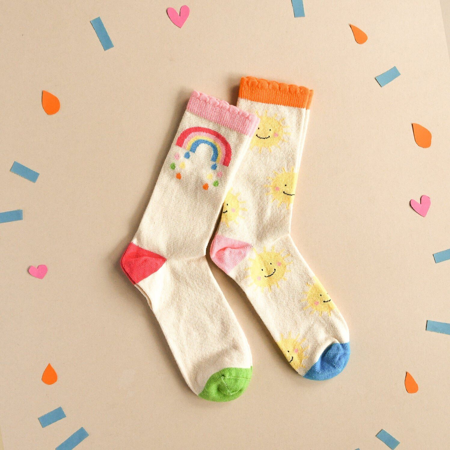 vintage_rainbow_sun_socken1 Socken "Vintage Rainbow and Sun" (2er Packung) – Bild 1
