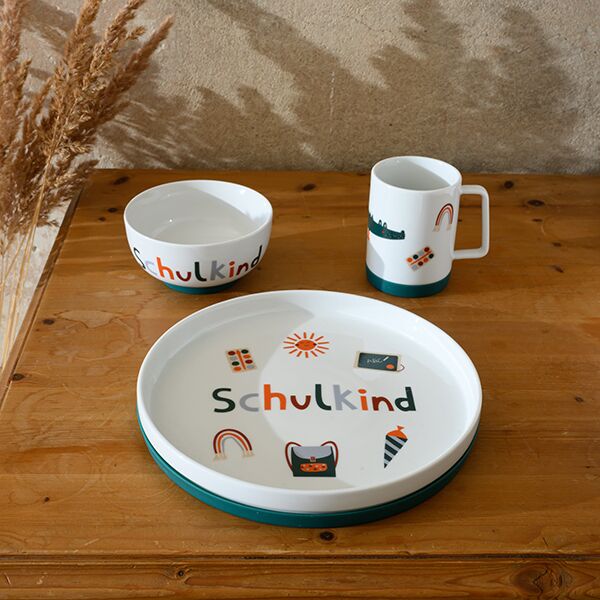 5298_Porzellanset_Schulkind_Adventure_01 Porzellan-Set "Schulkind" Adventure – Bild 1