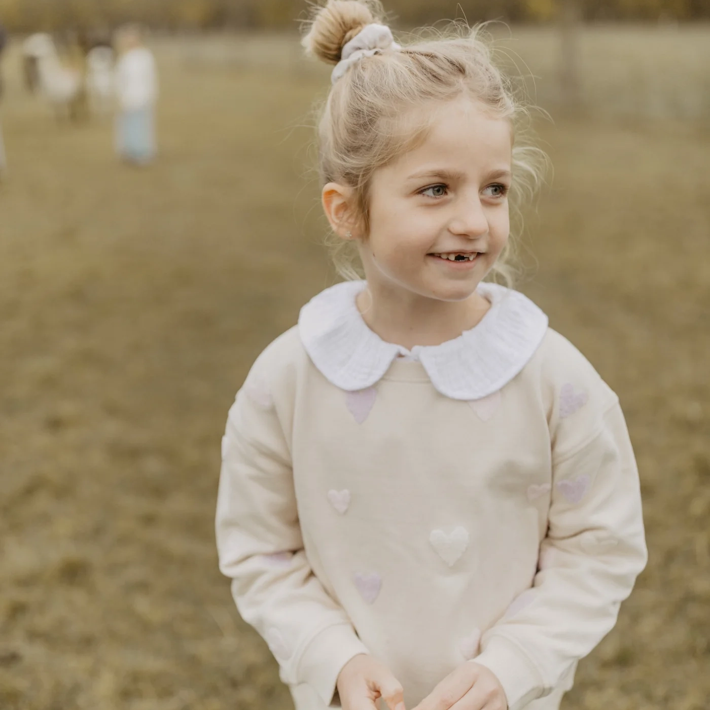 Oversized Sweatshirt "Terry Hearts" (cappuccino) – Bild 1