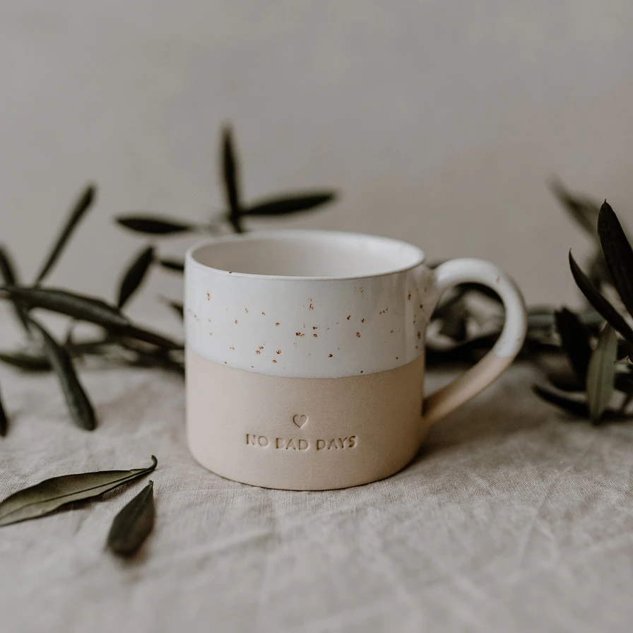 Steingut-Tasse "No Bad Days" – Bild 1