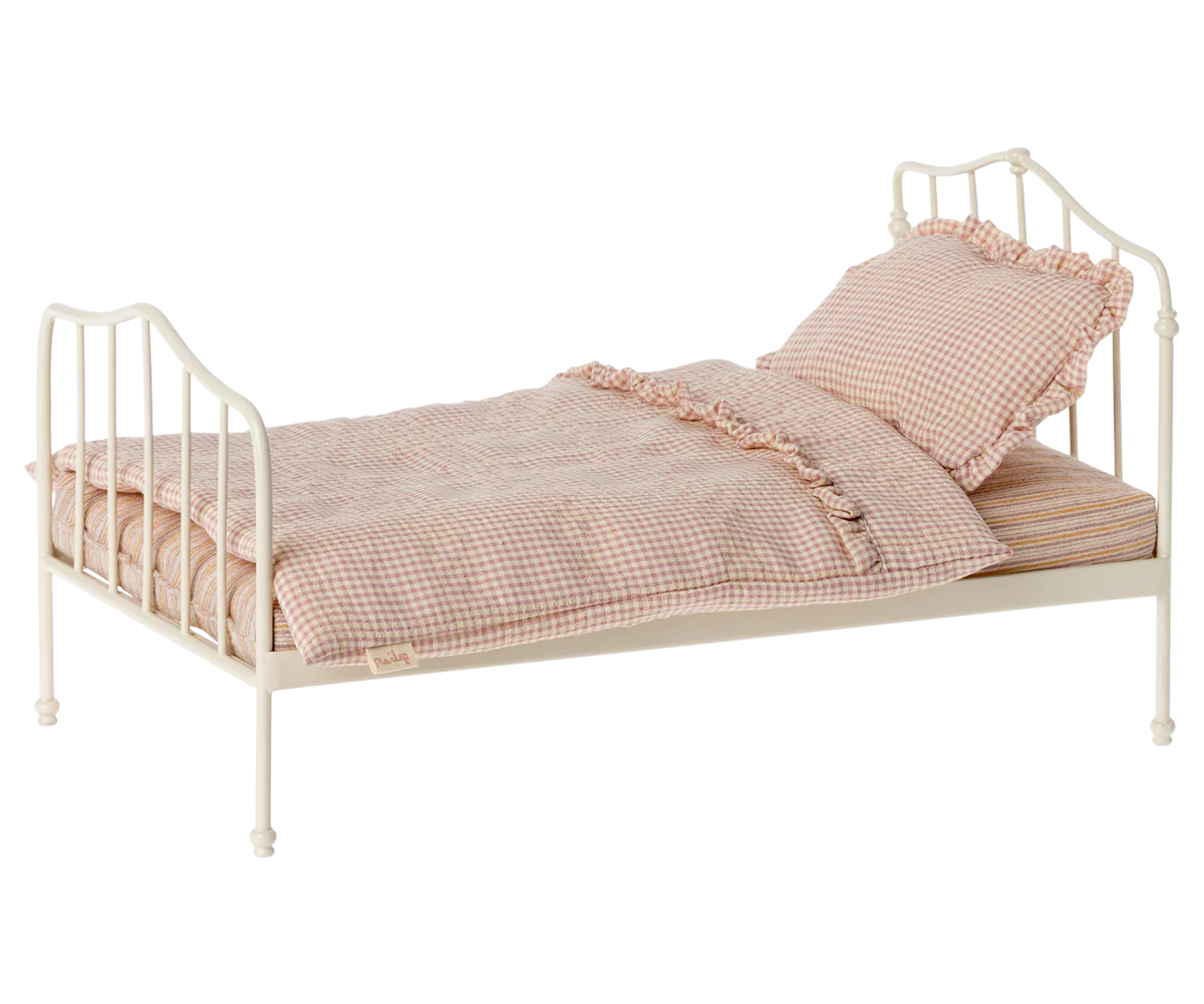 Miniatur-Bett "Lila" von Maileg – Bild 1