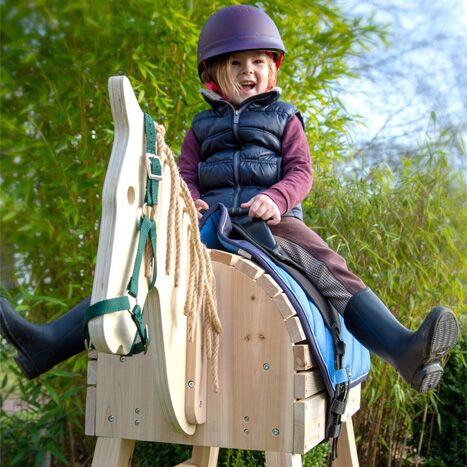 Holzpferd von small foot – Bild 1